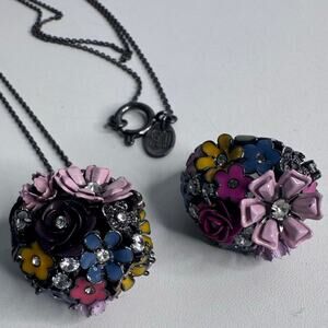 Vintage  Y2K Juicy Couture Flower Ring & Matching Statement Necklace Whimsical